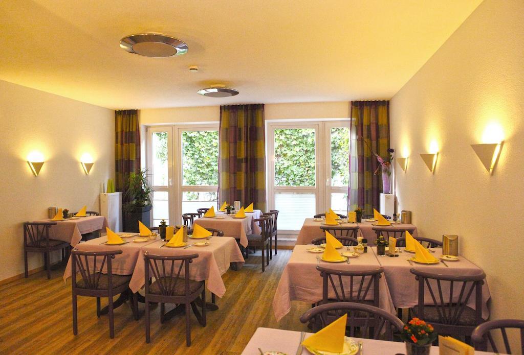 Hotel Am Ostpark 노이비베르크 외부 사진